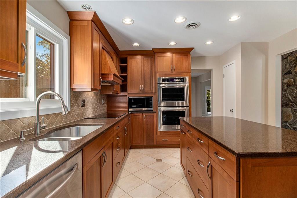 2060 SIX BRANCHES Drive