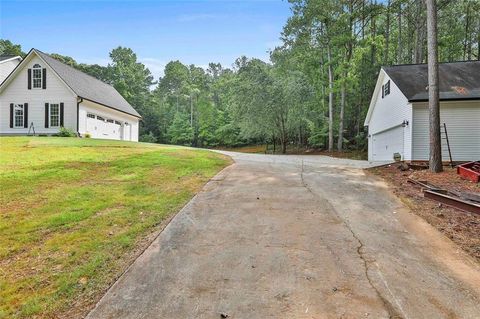 A home in Newnan