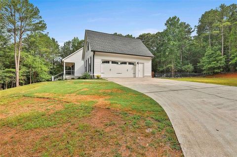 A home in Newnan