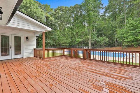 A home in Newnan