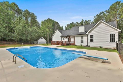 A home in Newnan