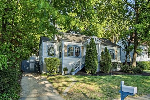 Photo of 1189 Atlantic Drive NW, Atlanta, GA 30318 (MLS # 7753019)