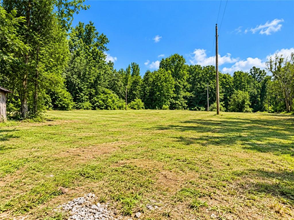 6395 Hopewell Road