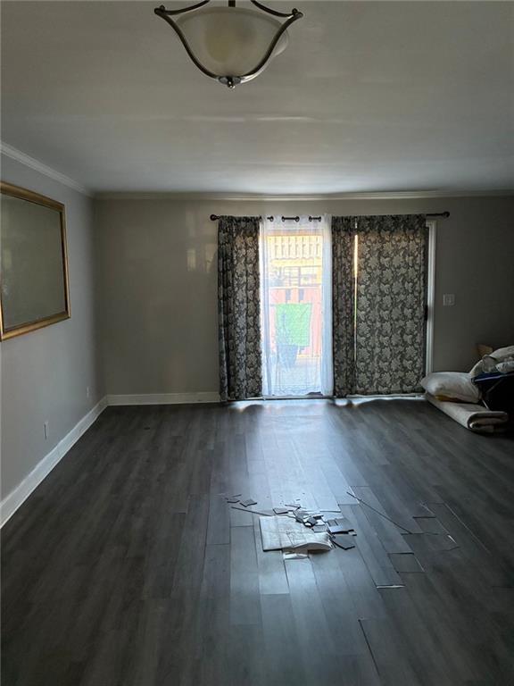 5689 KINGSPORT Drive