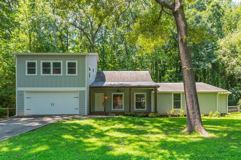 Fully Renovated home in sought-after Chimney Springs Community in Pope High School district. Home features 4 Bedrooms and 3 Full Bathrooms. Entire home was fully renovated in 2021 with White and Gray Color Scheme. Primary Suite on Main Level with 2 Additional Bedrooms and Primary Suite upstairs with 9' Ceilings. Fenced backyard. Amenities include Clubhouse, Pool, Lake, Fishing, Basketball, Tennis Courts, Park and Trails. Very Active Swim Team and Tennis Community. Walk/Stroll/Roll to Tritt Elementary School. Minutes from Avenues at East Cobb, Historic Roswell, Grocery Stores, Restaurants! One of the most popular communities in East Cobb.