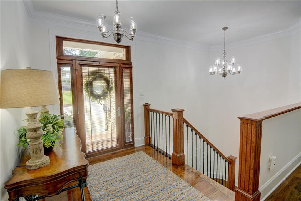 305 Lakeshore Drive