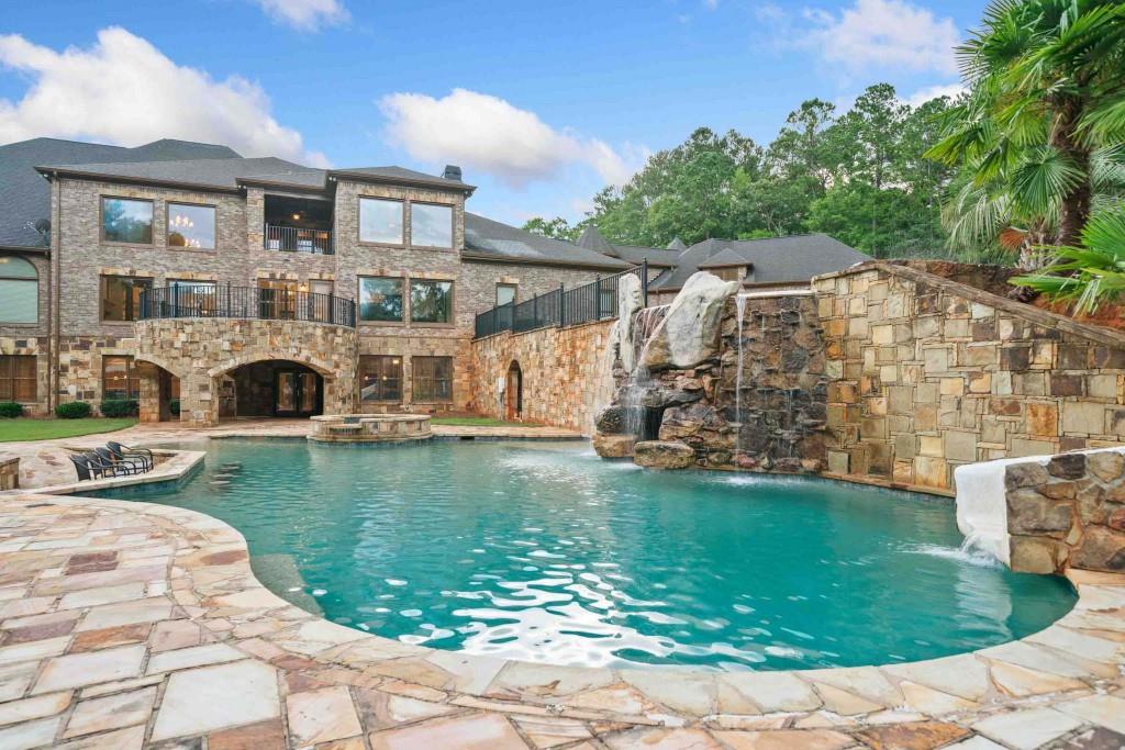 595 S Mount Carmel Road