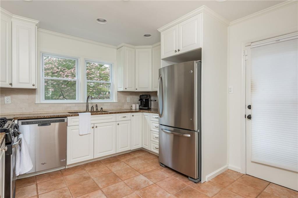 648 Channing Drive, Atlanta, Georgia image 15