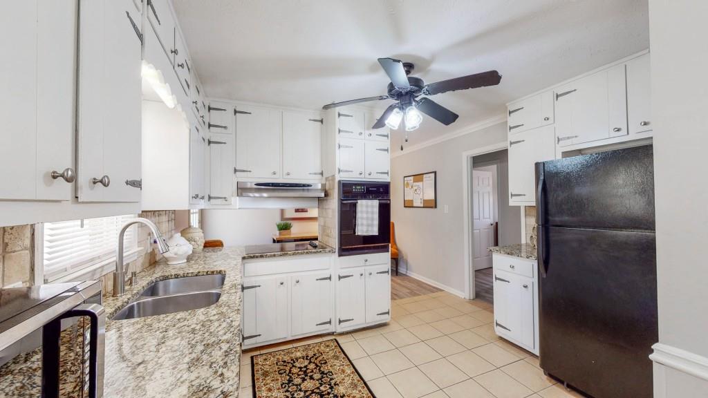 2628 Hickory Trail