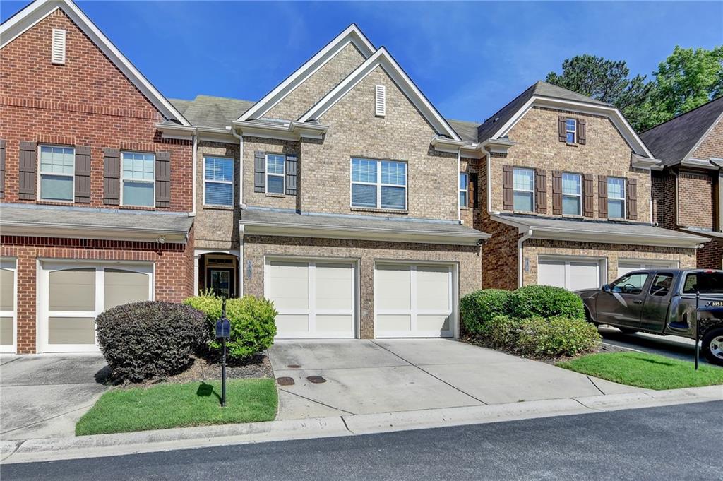 3351 VINTAGE Circle SE