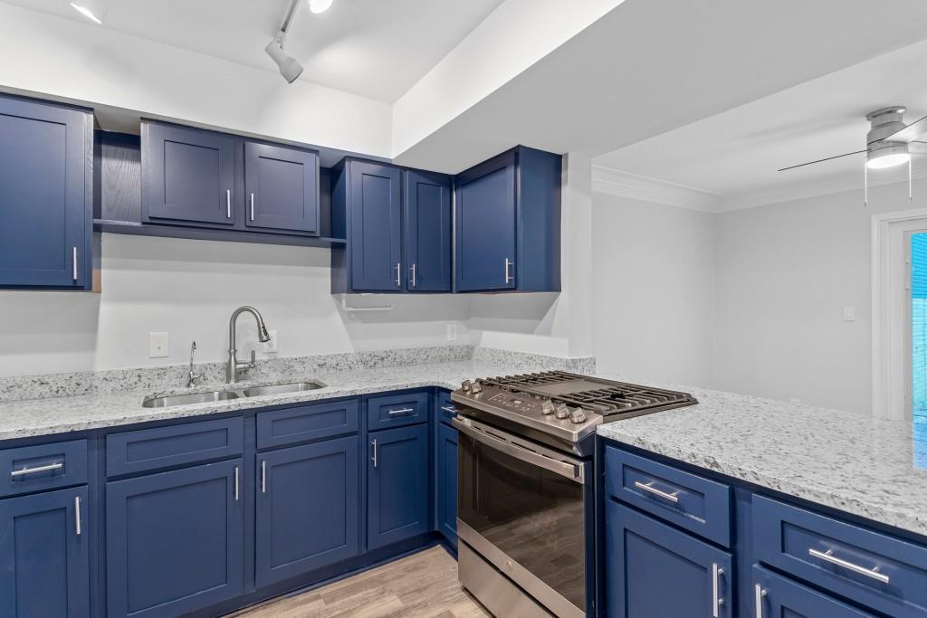856 Saint Charles Avenue NE 3