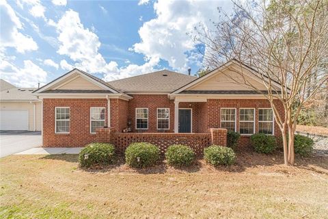 Condo For Sale - 347 Villa Park Circle<br/> Stone Mountain, GA 30087