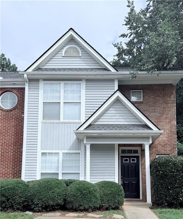 Maple Street Townhomes - Residential Lease