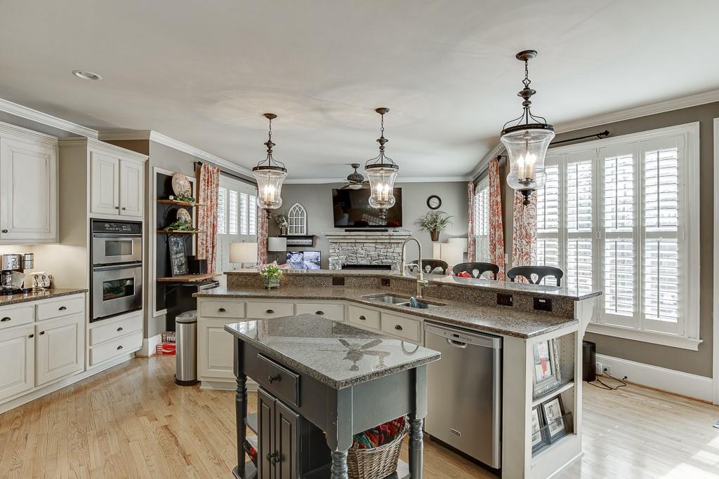 2930 Aquitania Lane, Cumming, Georgia image 37