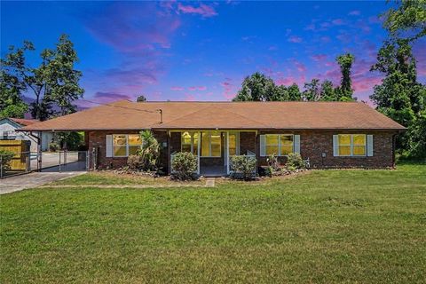 Homes For Sale - 961 Mcdaniel Mill Road<br/> Conyers, GA 30094