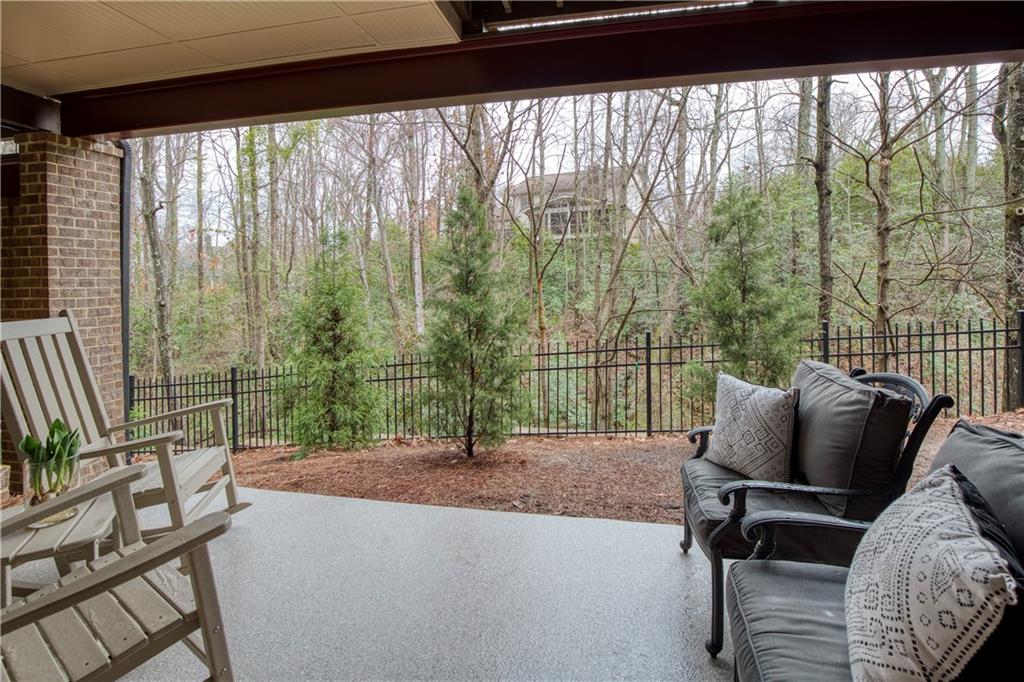 5047 Chesterfield Lane, Dunwoody, Georgia image 43