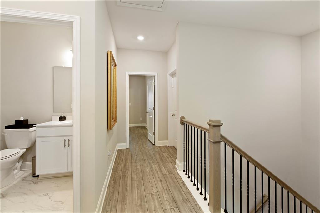 5047 Chesterfield Lane, Dunwoody, Georgia image 33