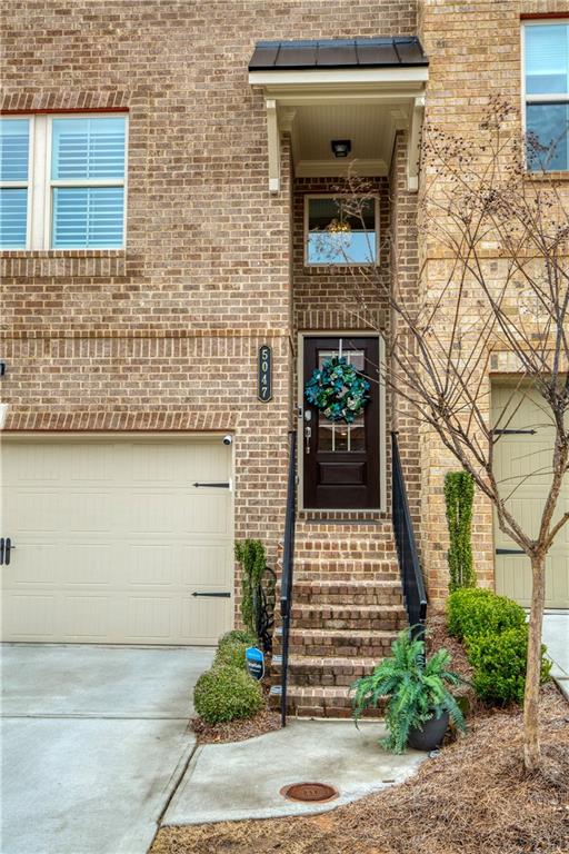 5047 Chesterfield Lane, Dunwoody, Georgia image 2