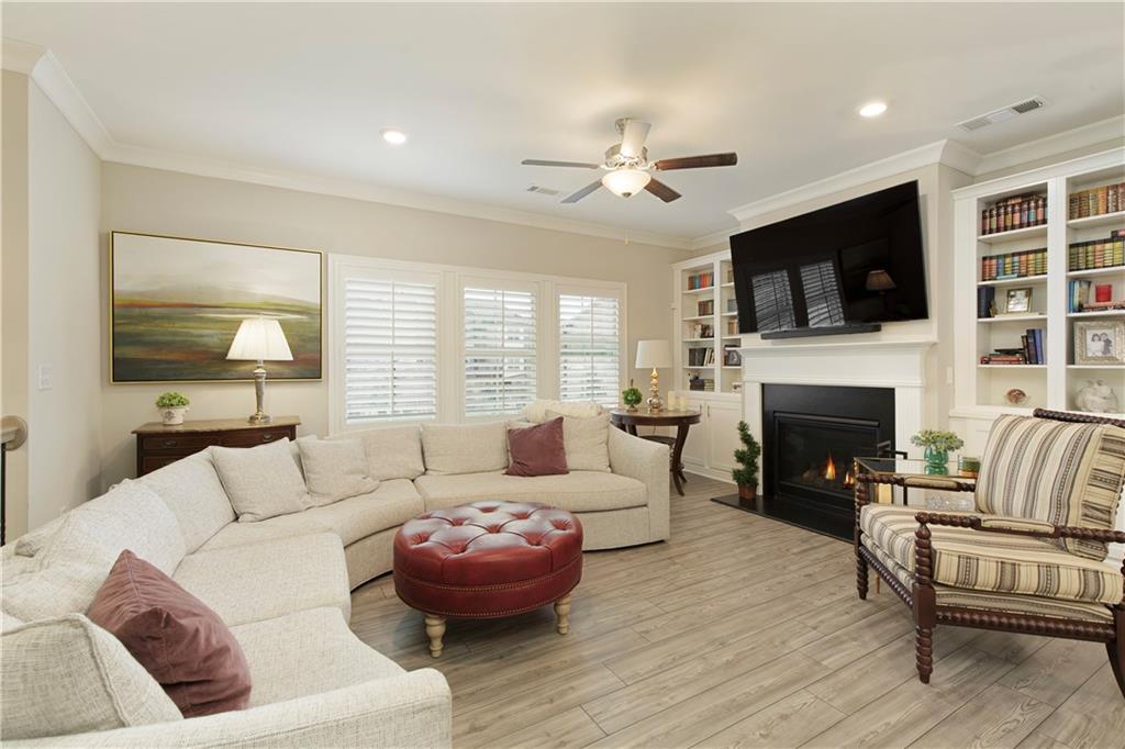 5047 Chesterfield Lane, Dunwoody, Georgia image 5