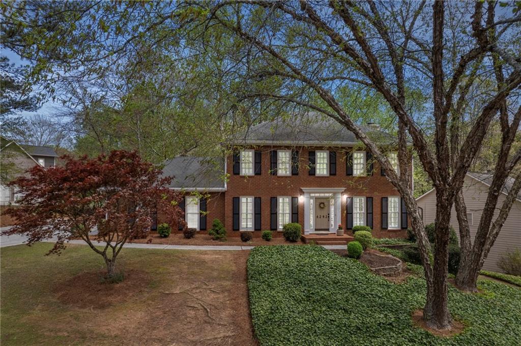 4292 Rocky Glen, Roswell, Georgia image 1