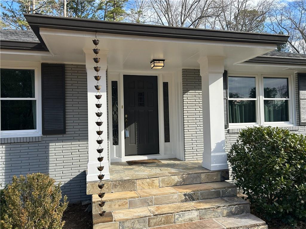 1597 Princess Circle NE