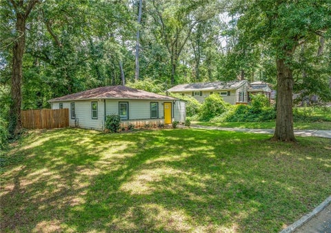 Homes For Sale - 1024 Regis Road<br/> Atlanta, GA 30315