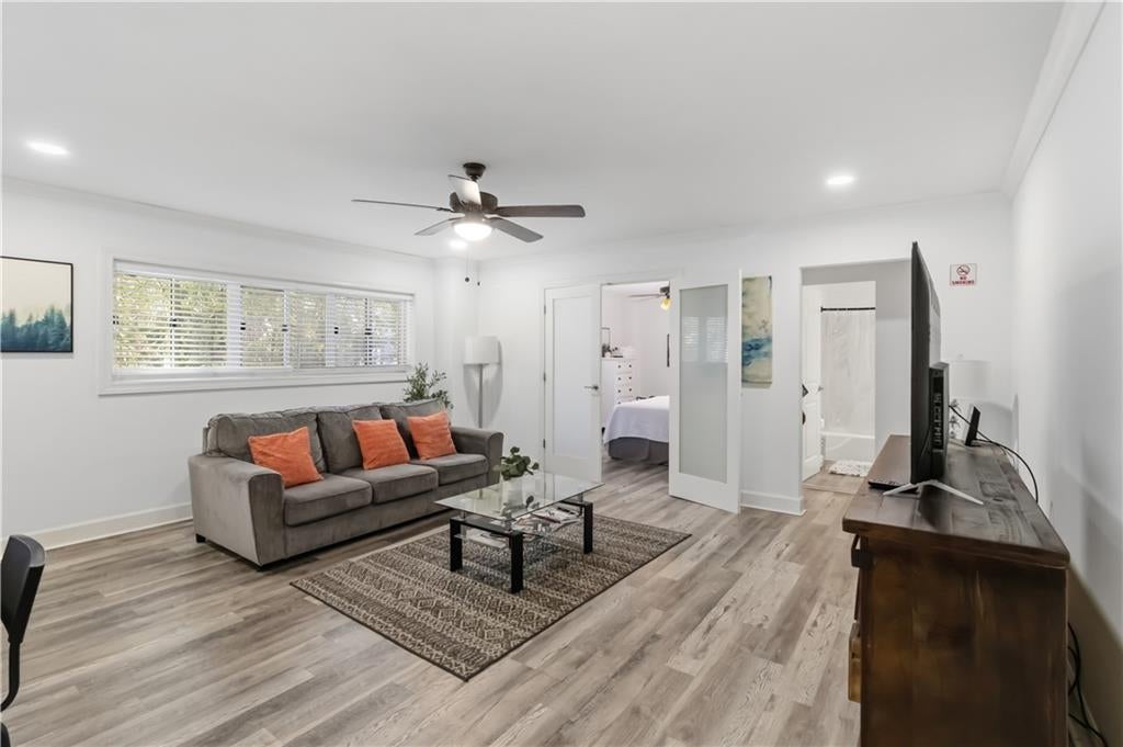 300 Peachtree Street NE 2N