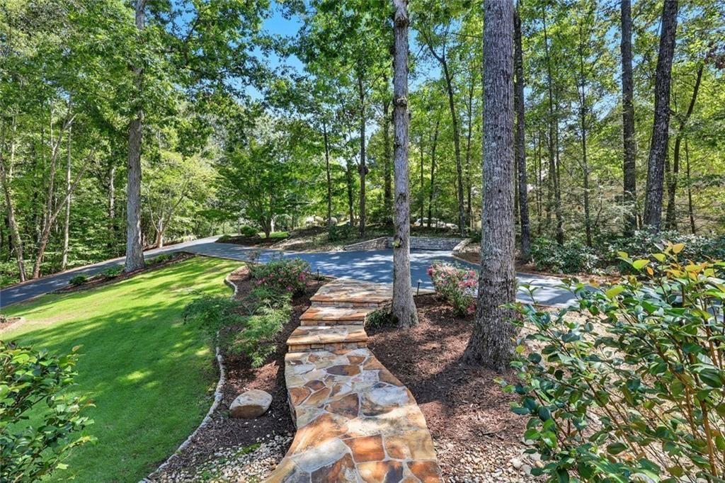 95 Ridgetop Court