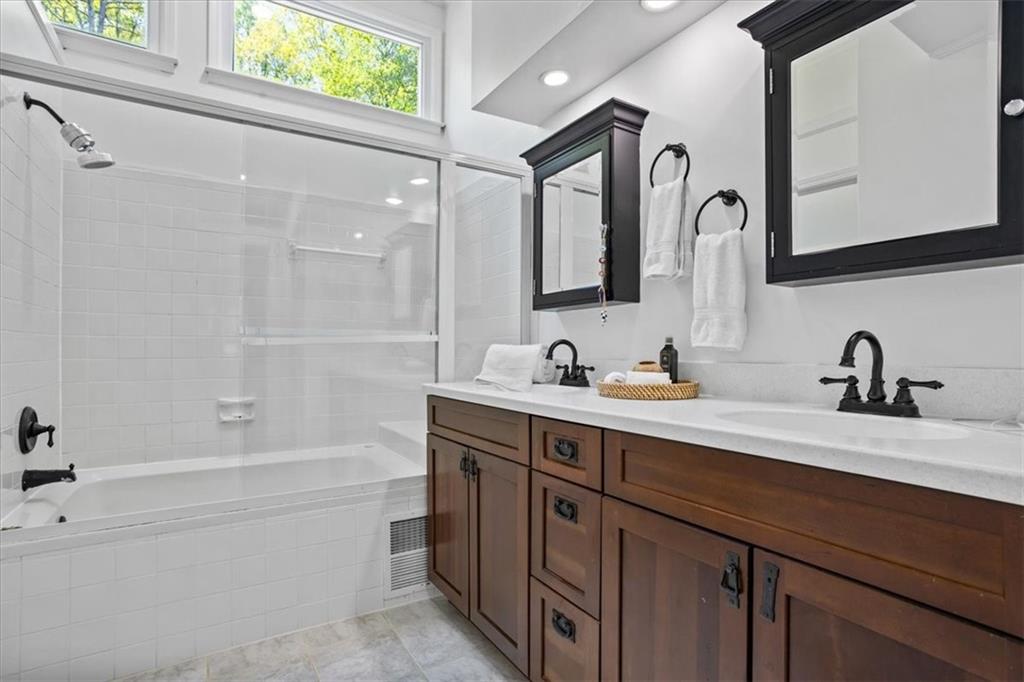 3590 Chastain Court, Alpharetta, Georgia image 24