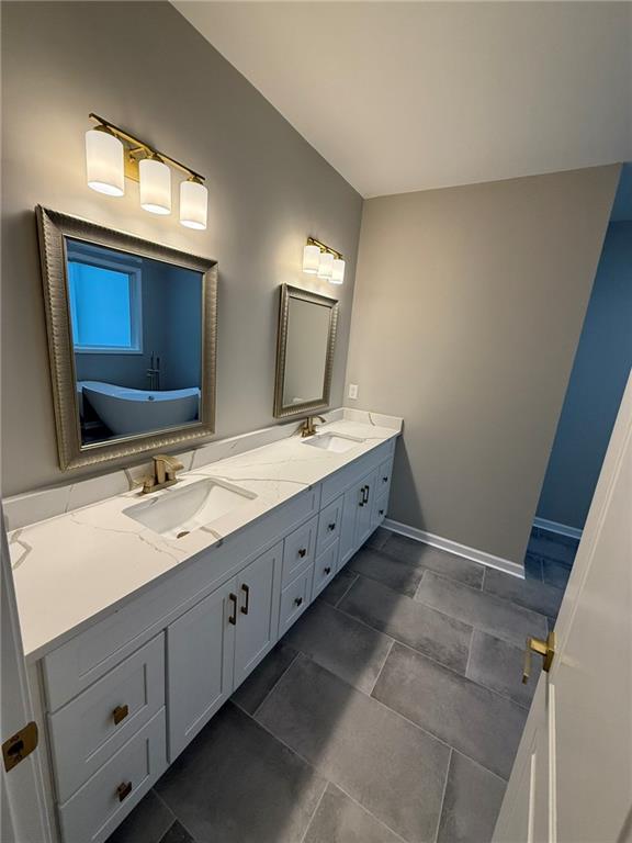 Rockin Hill Manor - Residential