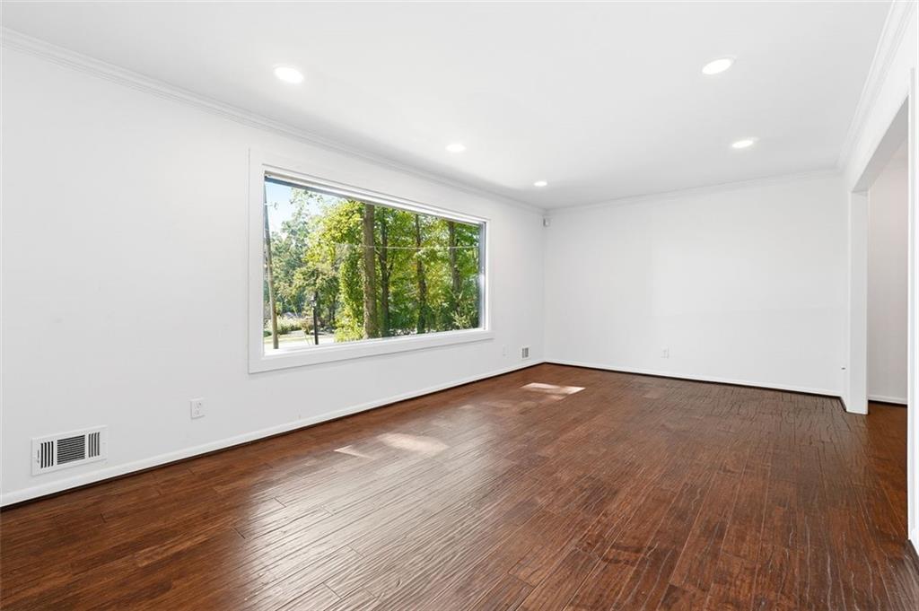 4832 VALLEY VIEW Court