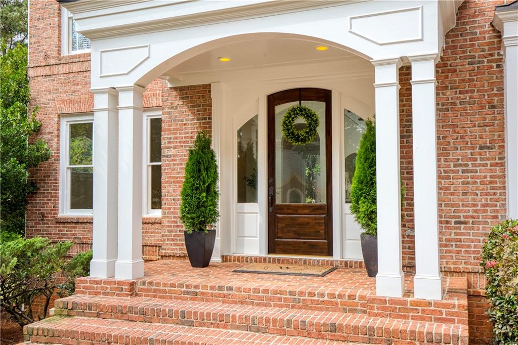 440 Newport Heights
