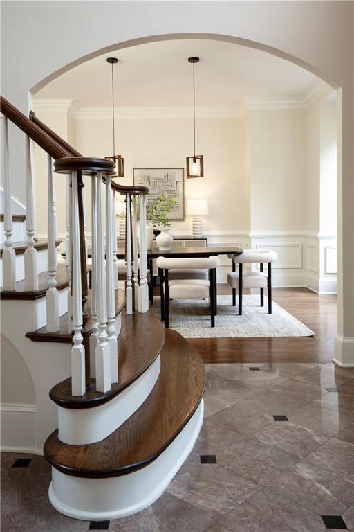 440 Newport Heights