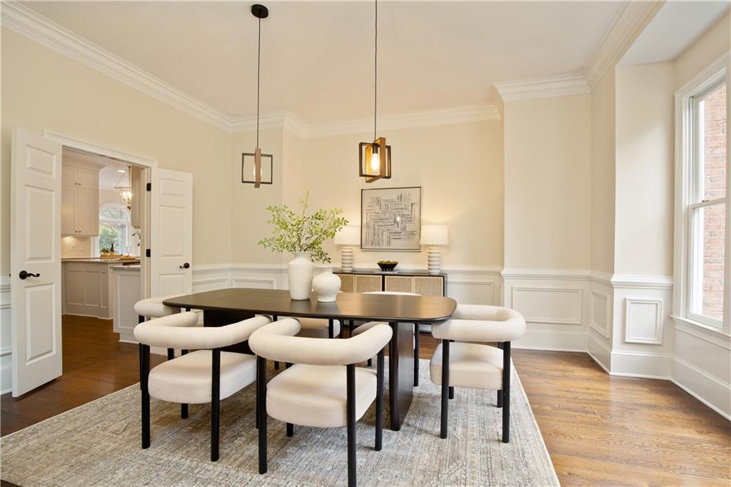 440 Newport Heights