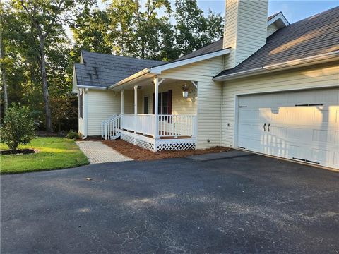 A home in Dahlonega