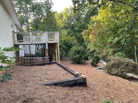 A home in Dahlonega