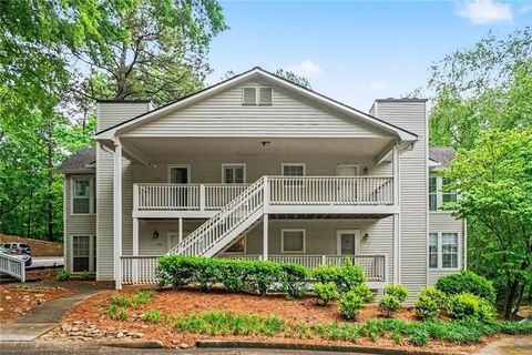Photo of 1509 Gettysburg Place, Sandy Springs, GA 30350 (MLS # 7762763)