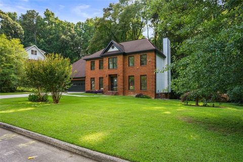 Homes For Sale - 467 Orchards Walk<br/> Stone Mountain, GA 30087