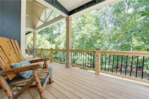 A home in Dawsonville