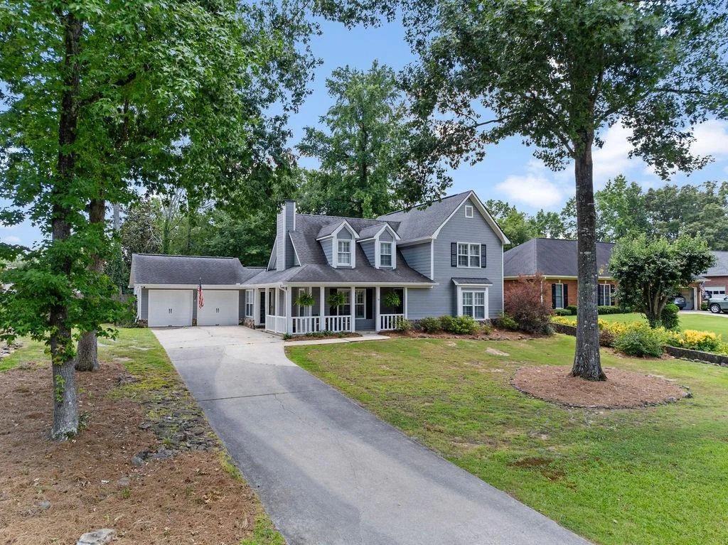 15 Amberwood Trail NW