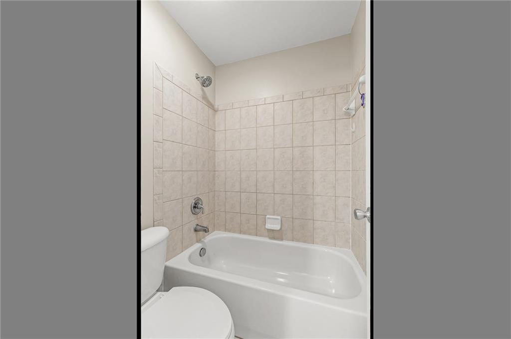 1121 Twin Bridge Lane, Peachtree City, Georgia image 34