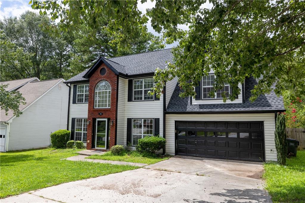 728 Simon Way