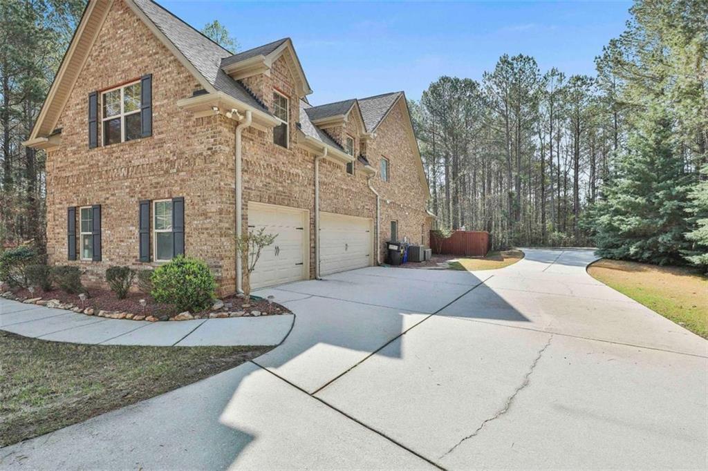 7 Ranan Lane