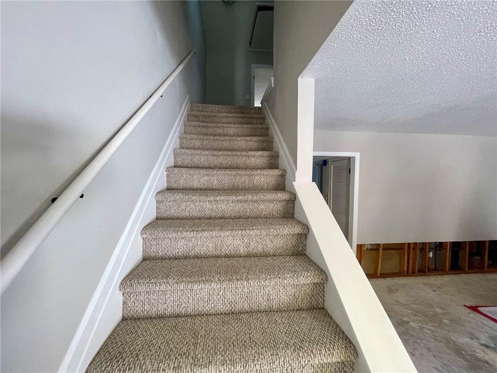 CHATTAHOOCHEE CHASE - Residential