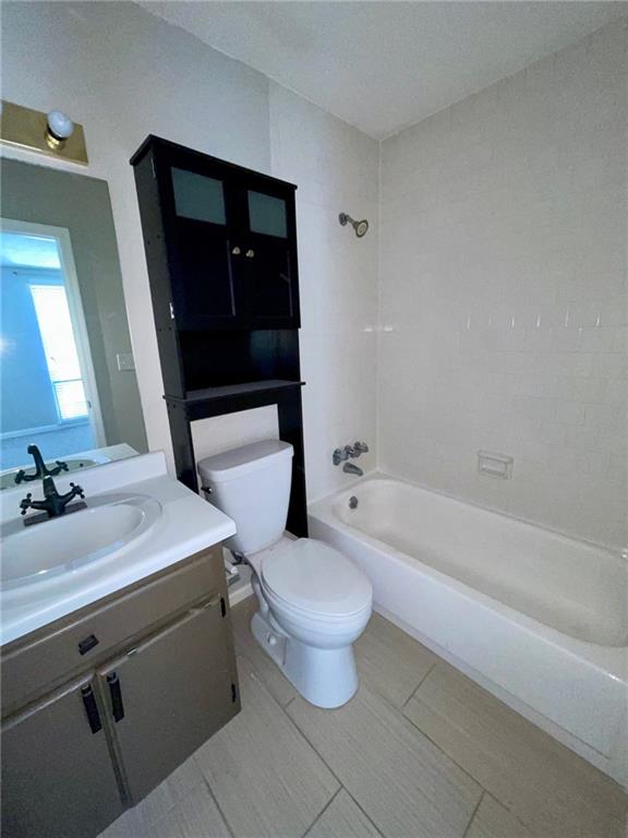CHATTAHOOCHEE CHASE - Residential