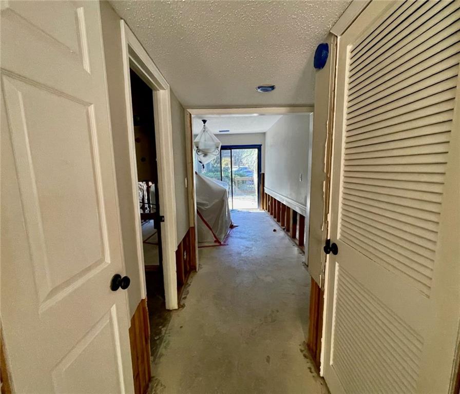 CHATTAHOOCHEE CHASE - Residential