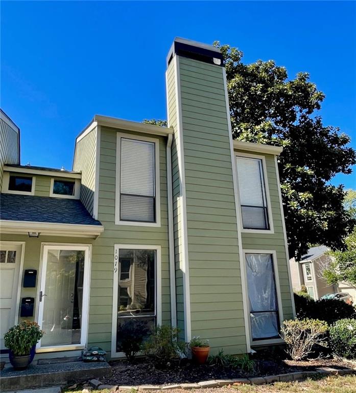 CHATTAHOOCHEE CHASE - Residential