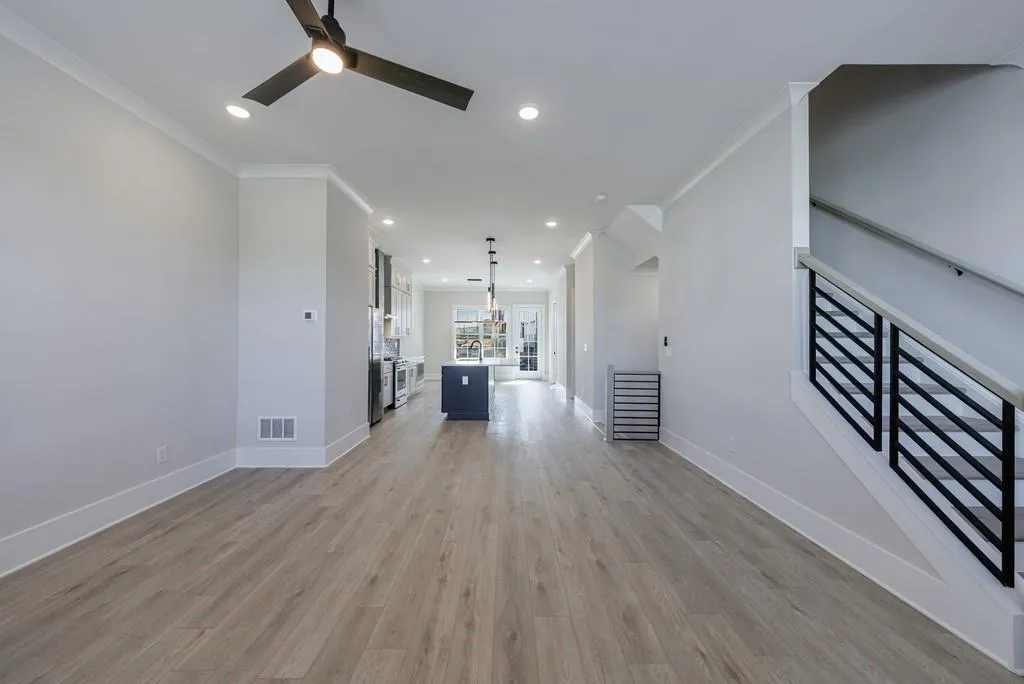 Alpharetta, Georgia 30009, United States, 4 Bedrooms Bedrooms, ,4 BathroomsBathrooms,Residential,Active,106922