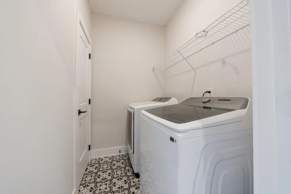 Alpharetta, Georgia 30009, United States, 4 Bedrooms Bedrooms, ,4 BathroomsBathrooms,Residential,Active,106922