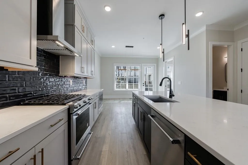 Alpharetta, Georgia 30009, United States, 4 Bedrooms Bedrooms, ,4 BathroomsBathrooms,Residential,Active,106922